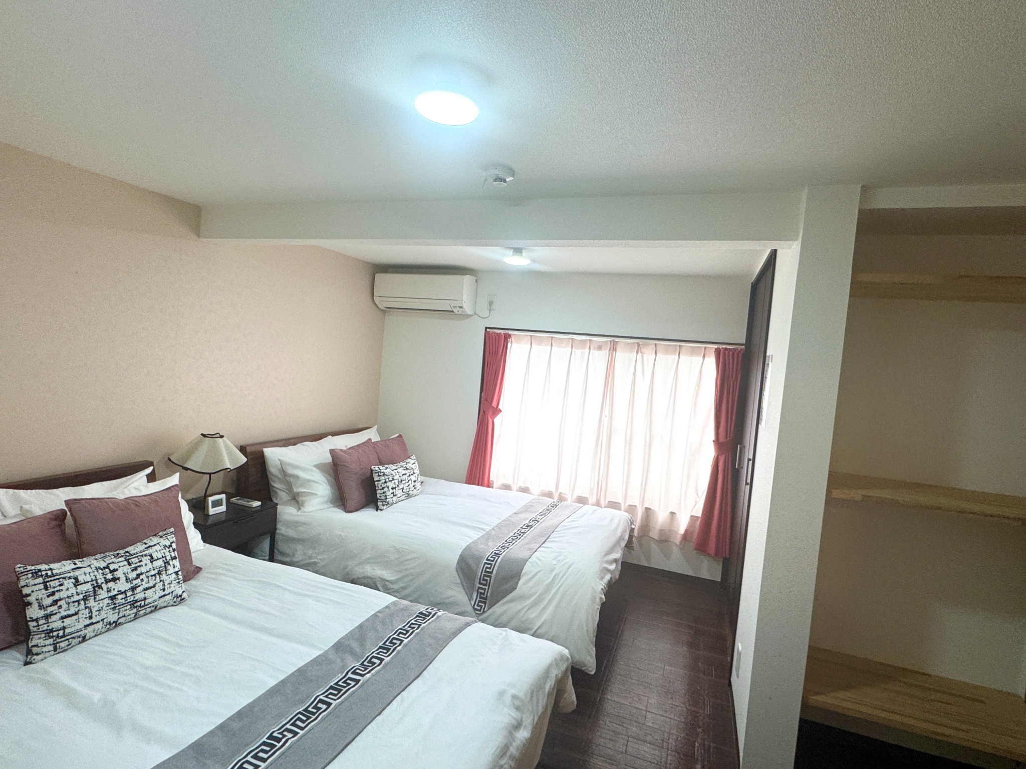 miel花園/地下鉄駅から徒歩1分/全て貸切/難波まで電車4分