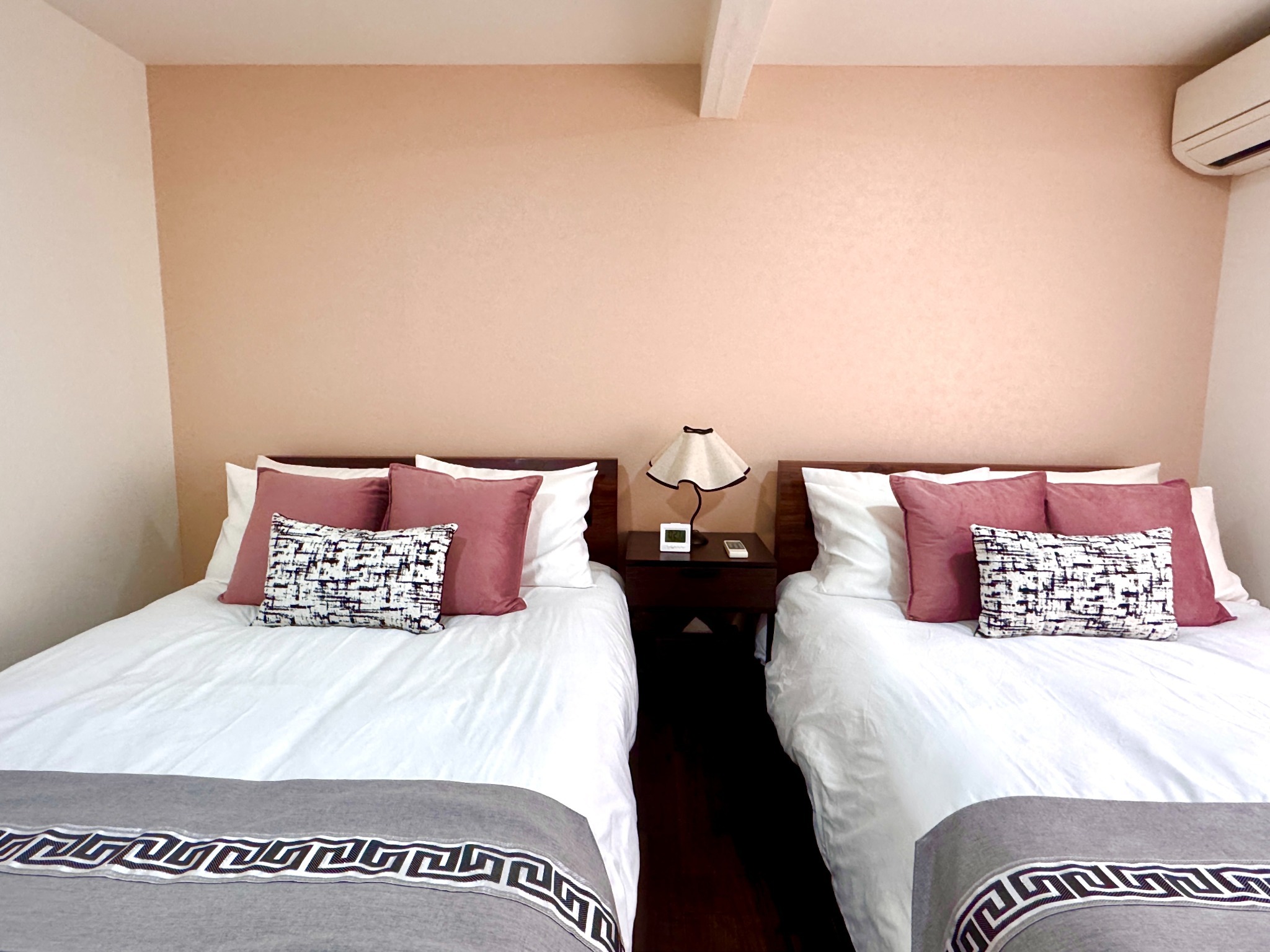 miel花園/地下鉄駅から徒歩1分/全て貸切/難波まで電車4分