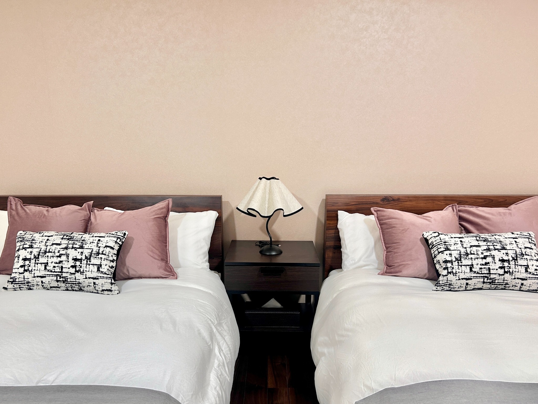 miel花園/地下鉄駅から徒歩1分/全て貸切/難波まで電車4分