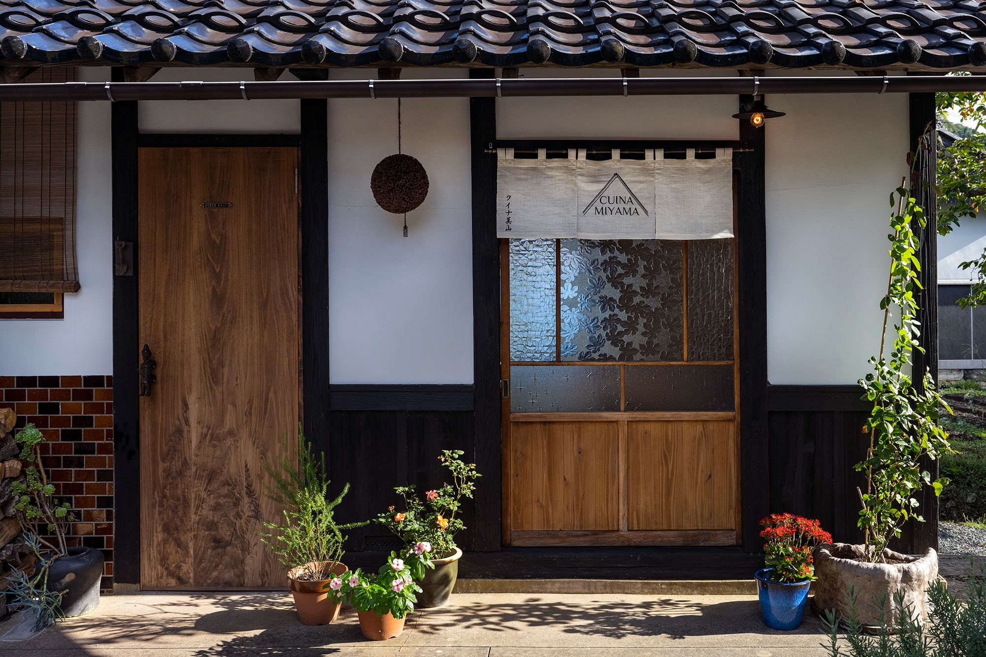 朝食は別棟「クイナ美山」でお召し上がりください