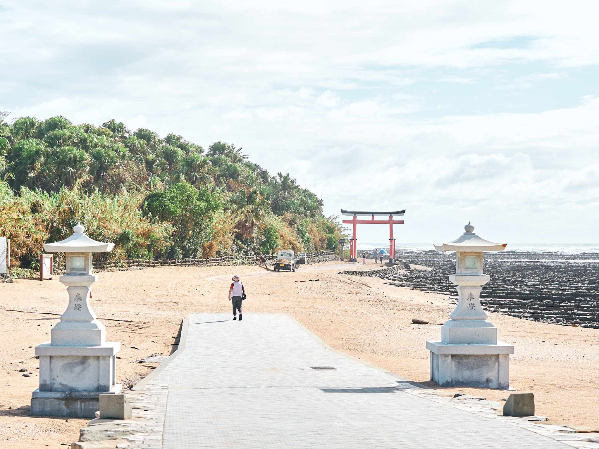 青島は島全体がパワースポットと呼ばれています