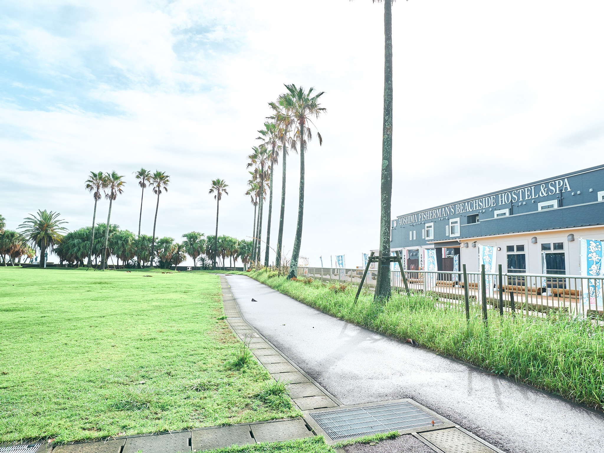 日帰り温泉:神話の湯までは徒歩にて約5分