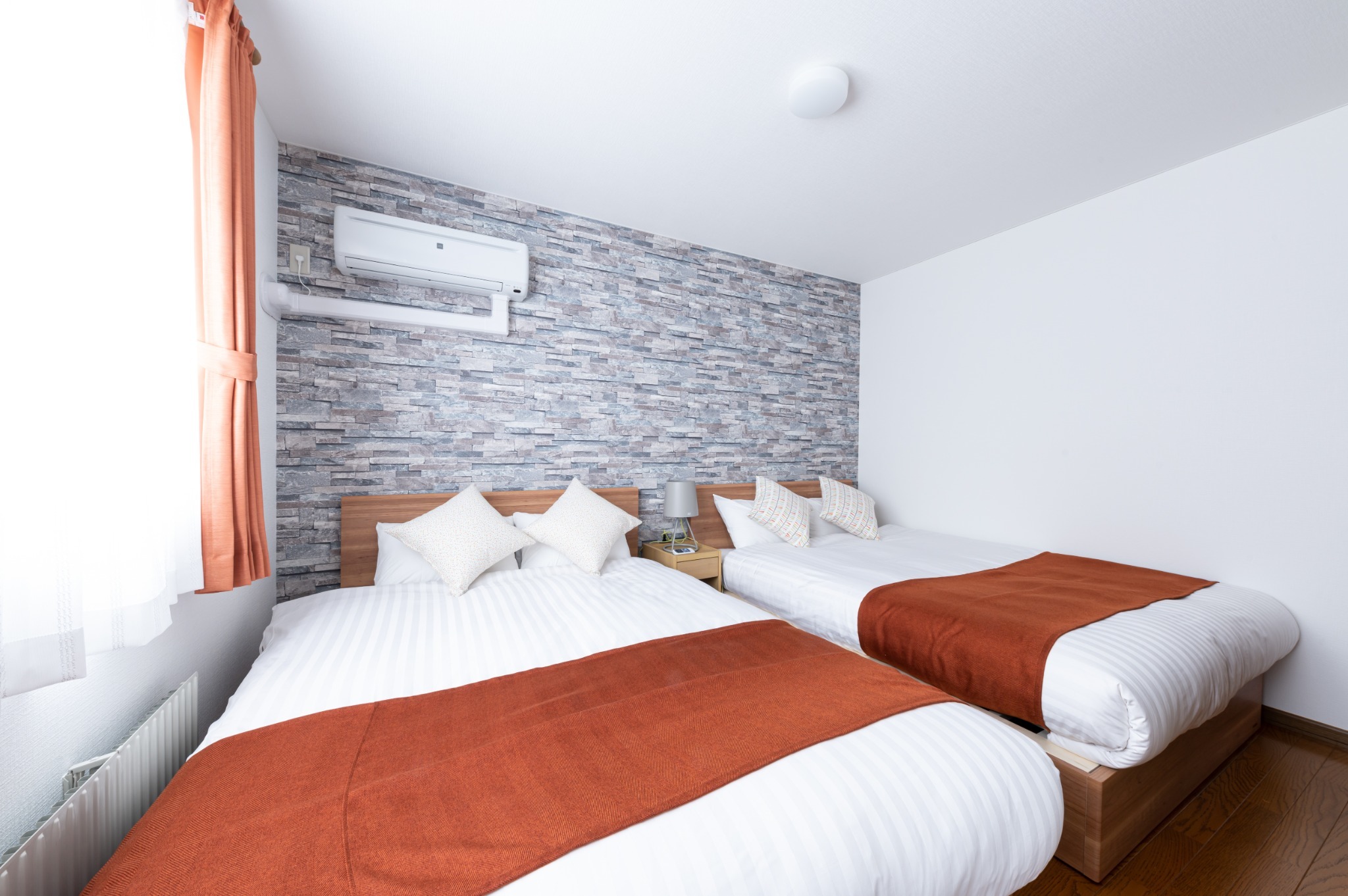 寝室にはベッド☆