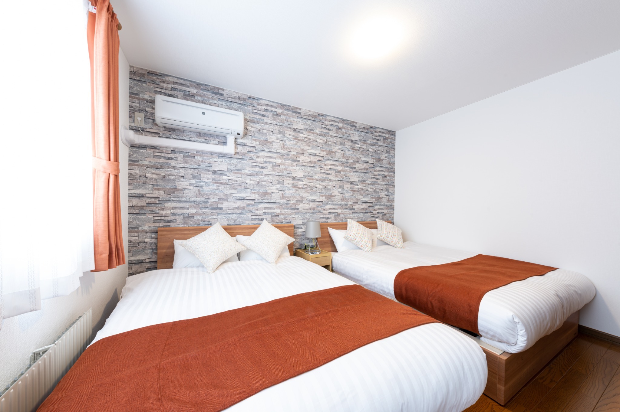 寝室にはベッド☆