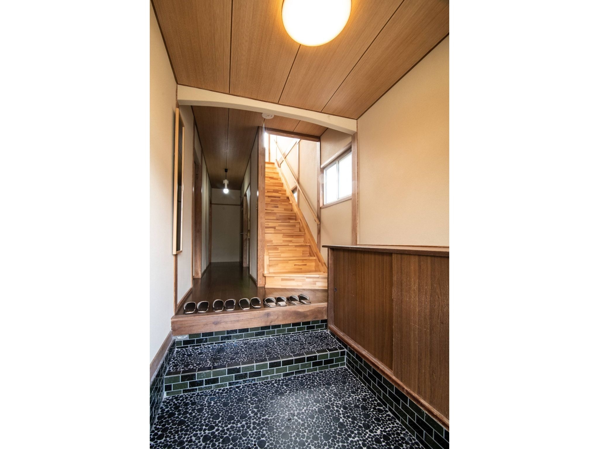 縁庵 )NEW 湯の坪街道まで徒歩6分温泉つき!! 大パノラマの由布岳!☺︎ 貸切一軒家