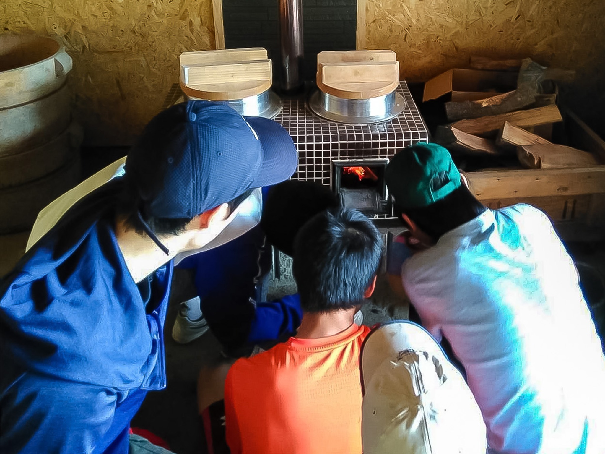 ・かまどで炊いたご飯は絶品です