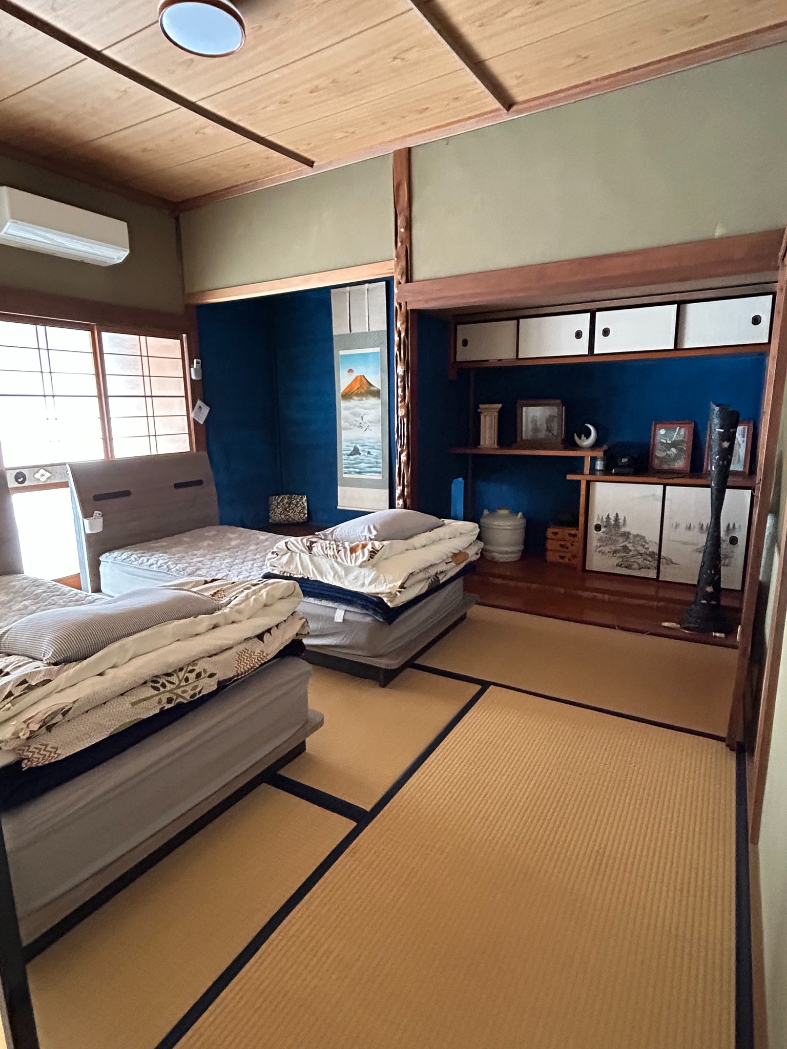 Japanese-style room with two single beds