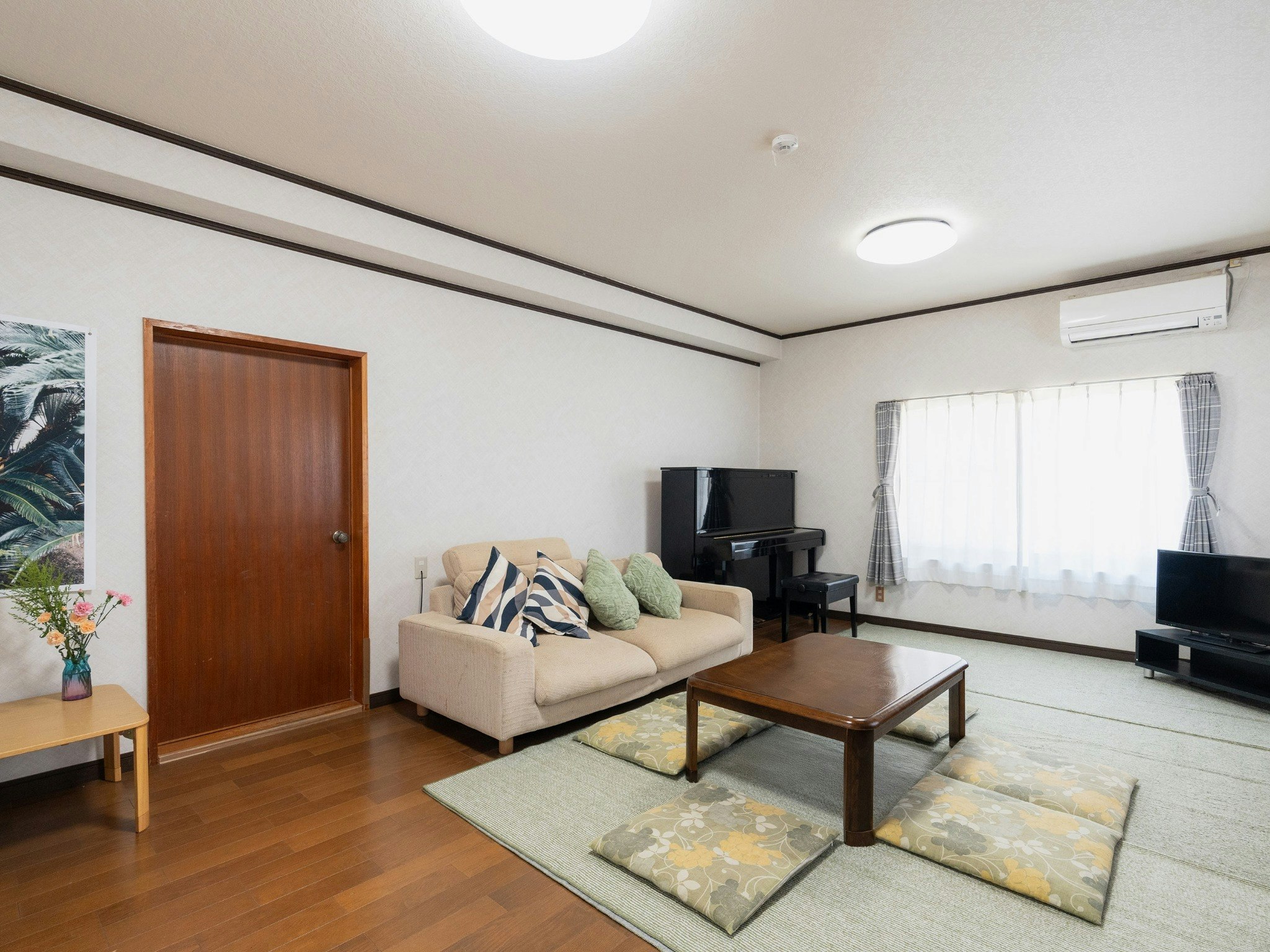 【1日1組限定】一棟貸切のプライベート空間でカラオケやBBQ、合宿など楽しみ方は無限大!(素泊まり)