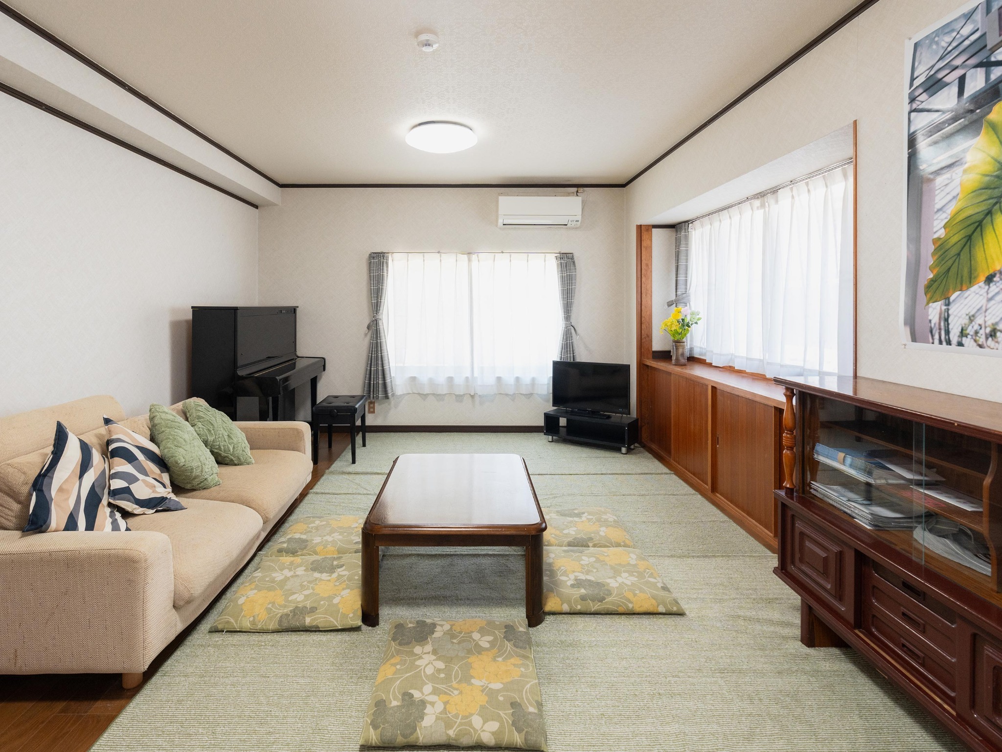 ・【1Fリビングルーム】広々リビングで、思い出を語ろう