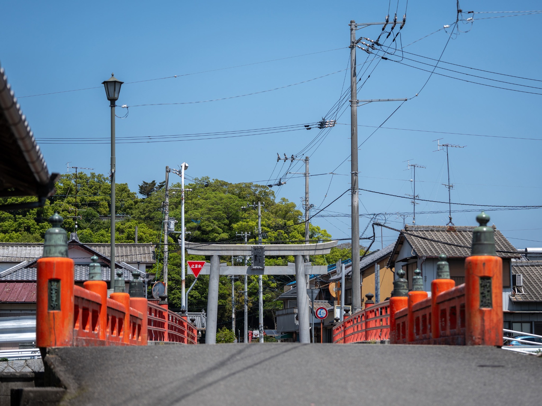 ・【周辺観光スポット】御幸橋を渡り、歴史散策へ