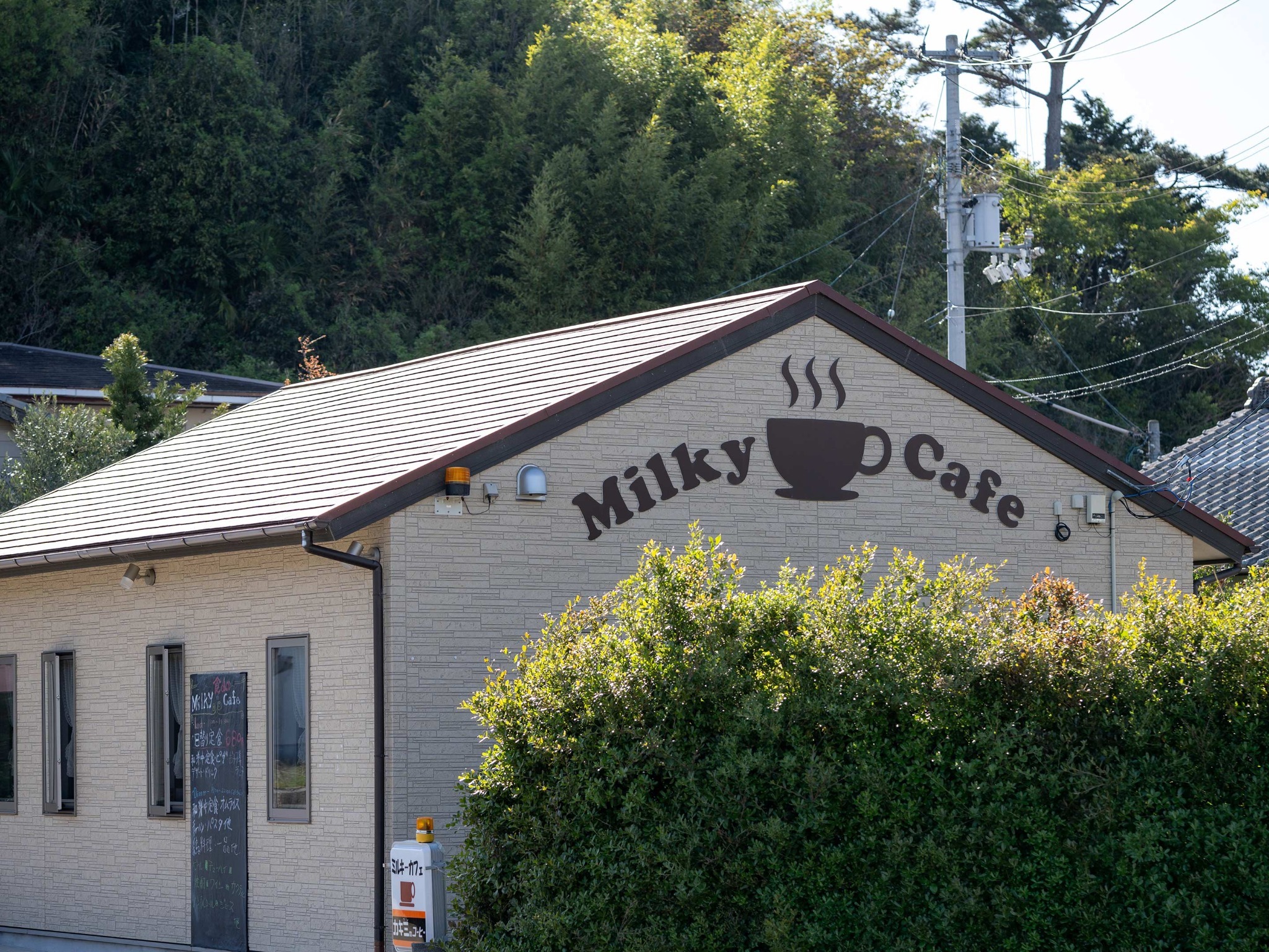 ・【周辺の飲食店】軽食&デザート!カフェで一息