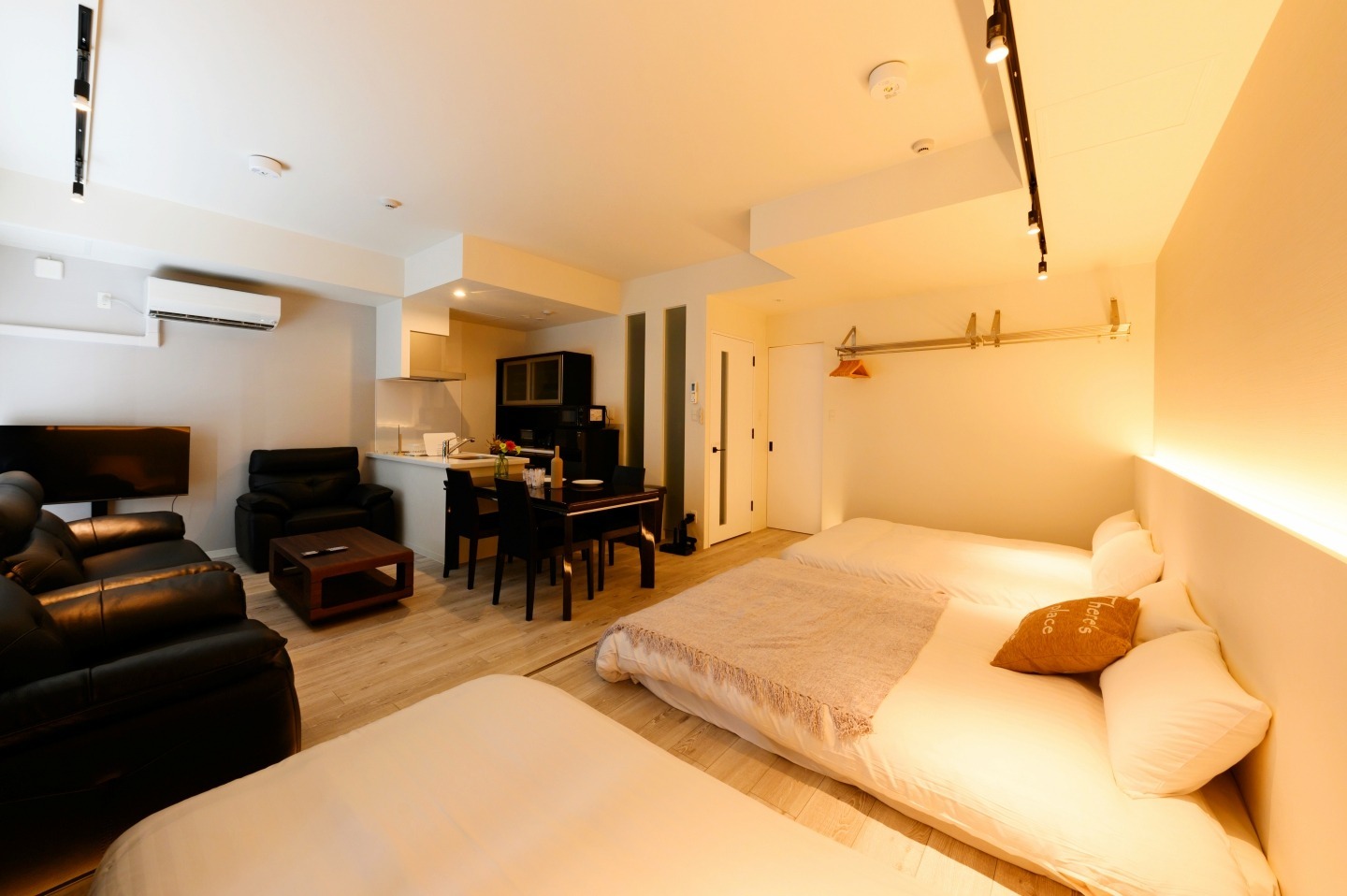 ＡＤＡＭＡＳ　ＣＨＩＴＯＳＥ　Ａ【Ｖａｃａｔｉｏｎ　ＳＴＡＹ提供】 写真2