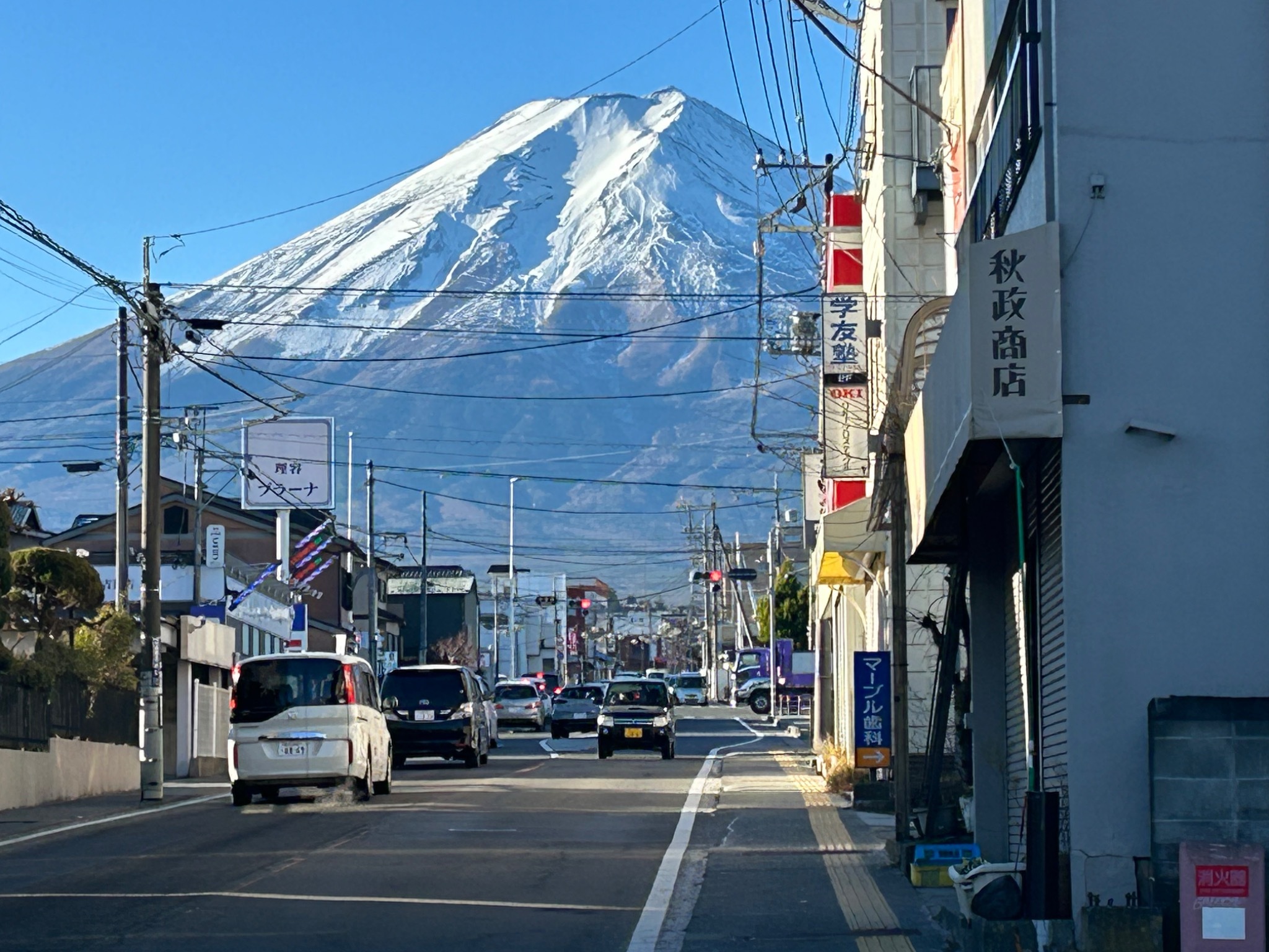 富士吉田市中心、グループ・お友達・ご家族で気兼ねなく安心して過ごせる貸切の宿
