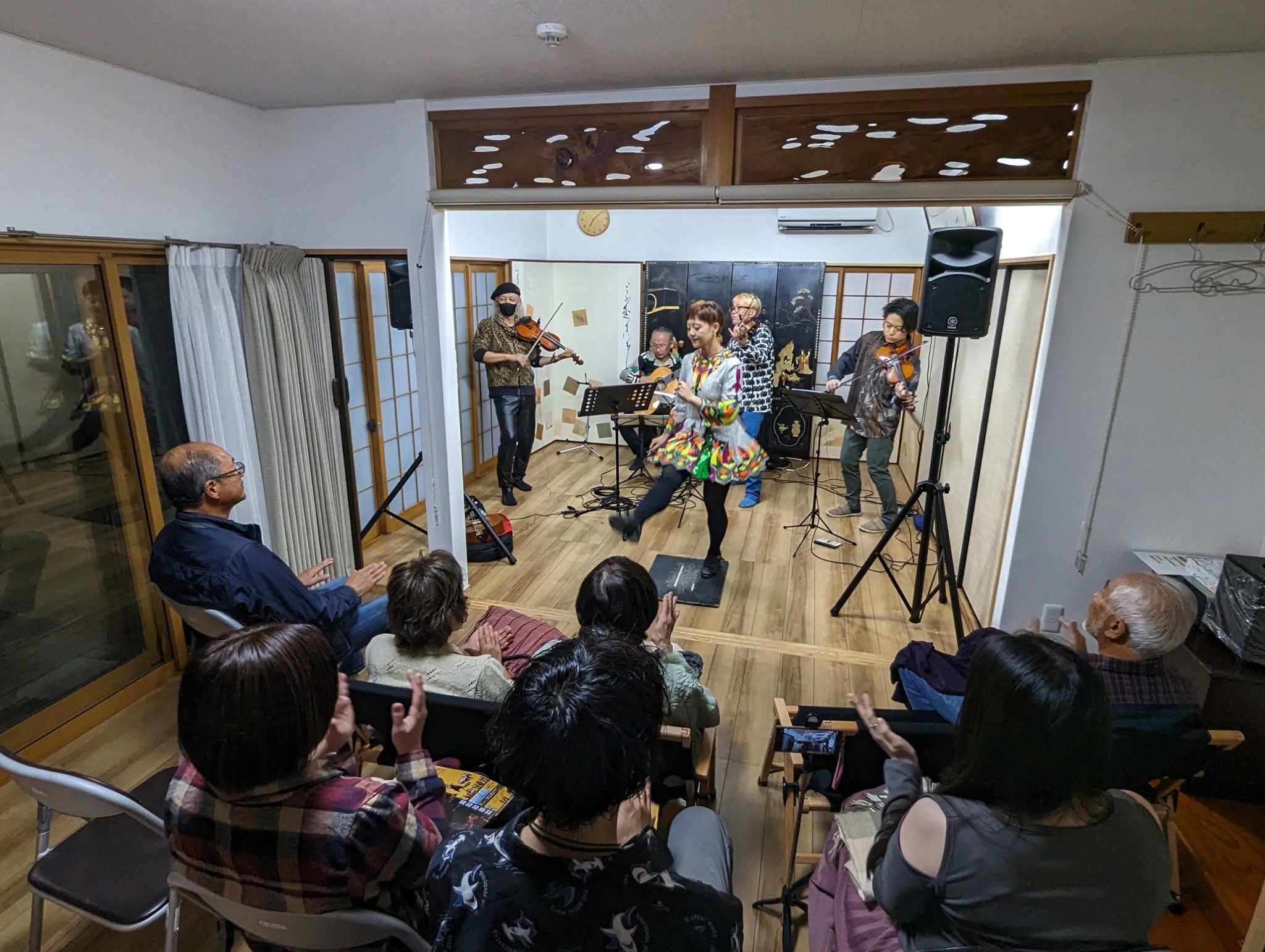 スタジオでのライブ