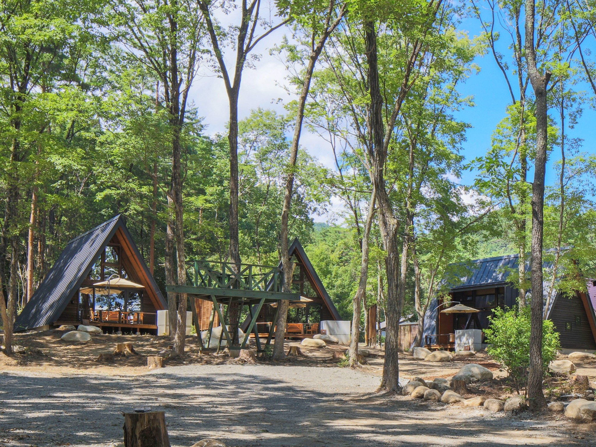 ・【外観】一棟ずつ独立したヴィラ。家族や仲間と気兼ねなくお過ごしいただけます