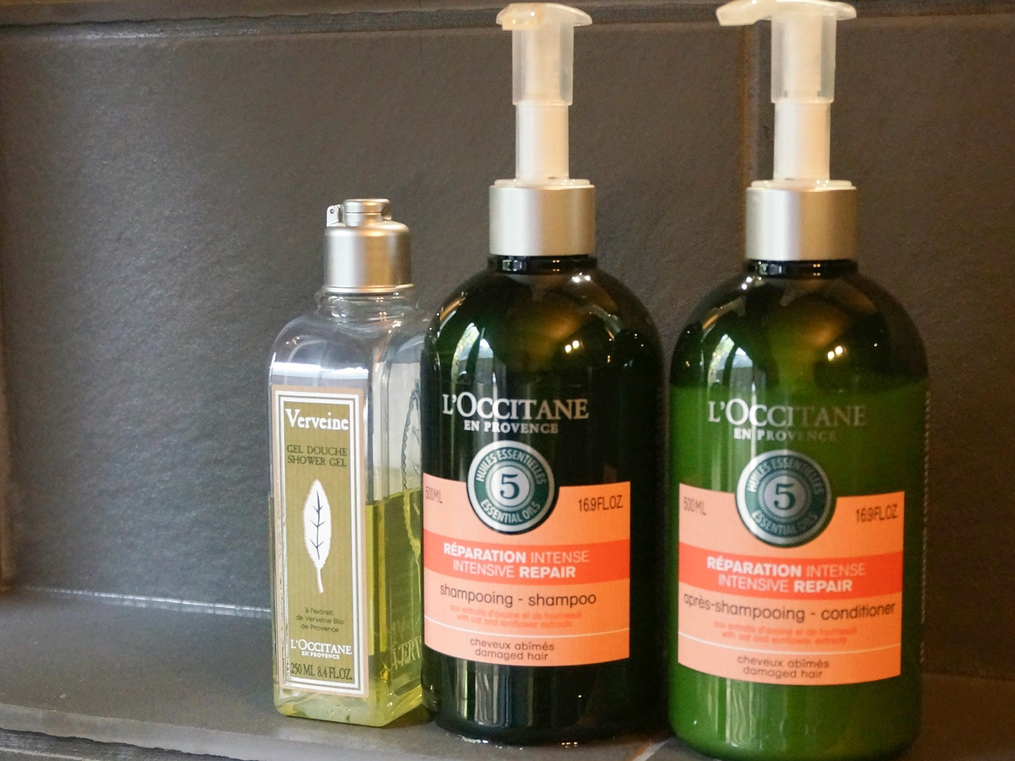 ・【アメニティ】南仏発自然派コスメのロクシタンのシャンプー類をご用意しています