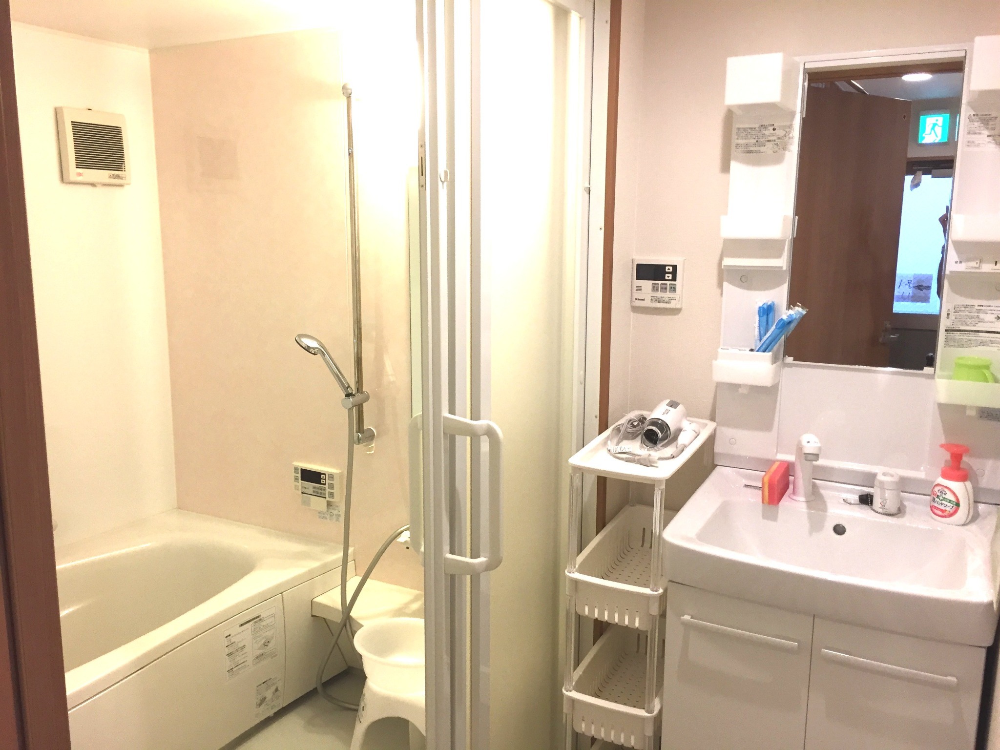1F101号室 トイレ・浴室独立 / 浴室には大型浴槽