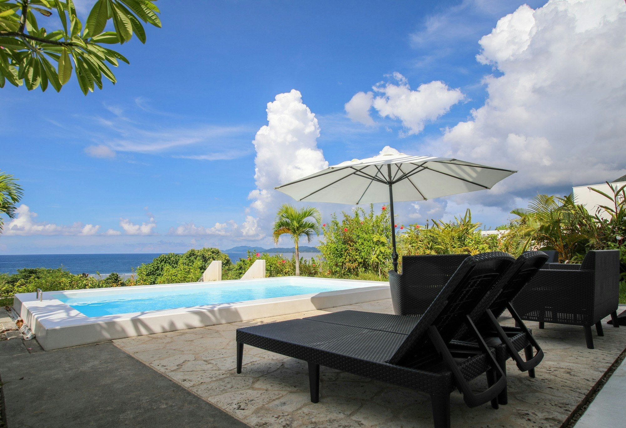 子連れ楽旅|海まで徒歩1分 洗濯乾燥機完備で連泊も快適プライベートプール付リゾートヴィラ