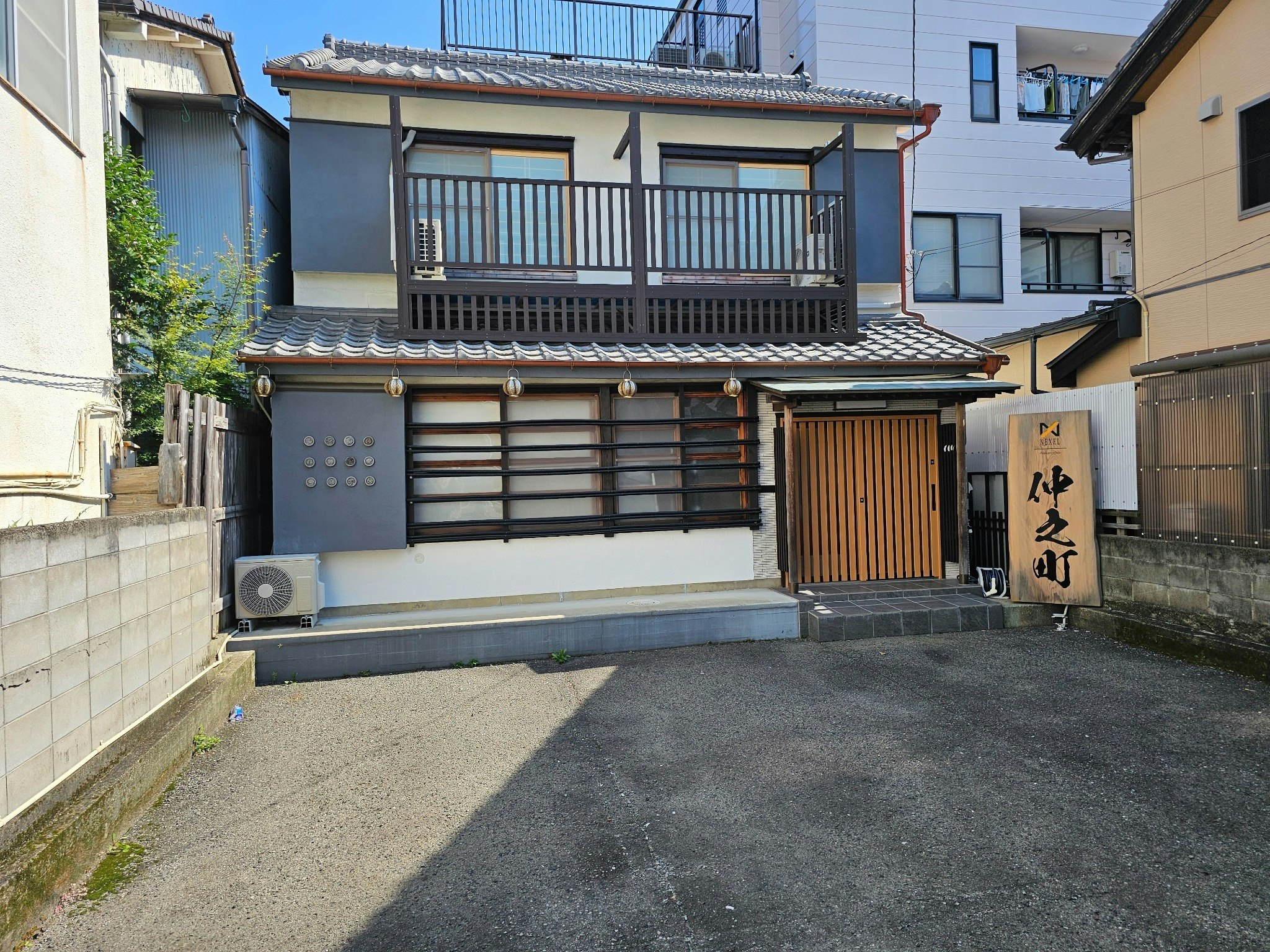 静かな空間を味わえる、どこか懐かしの癒やされる部屋です♪