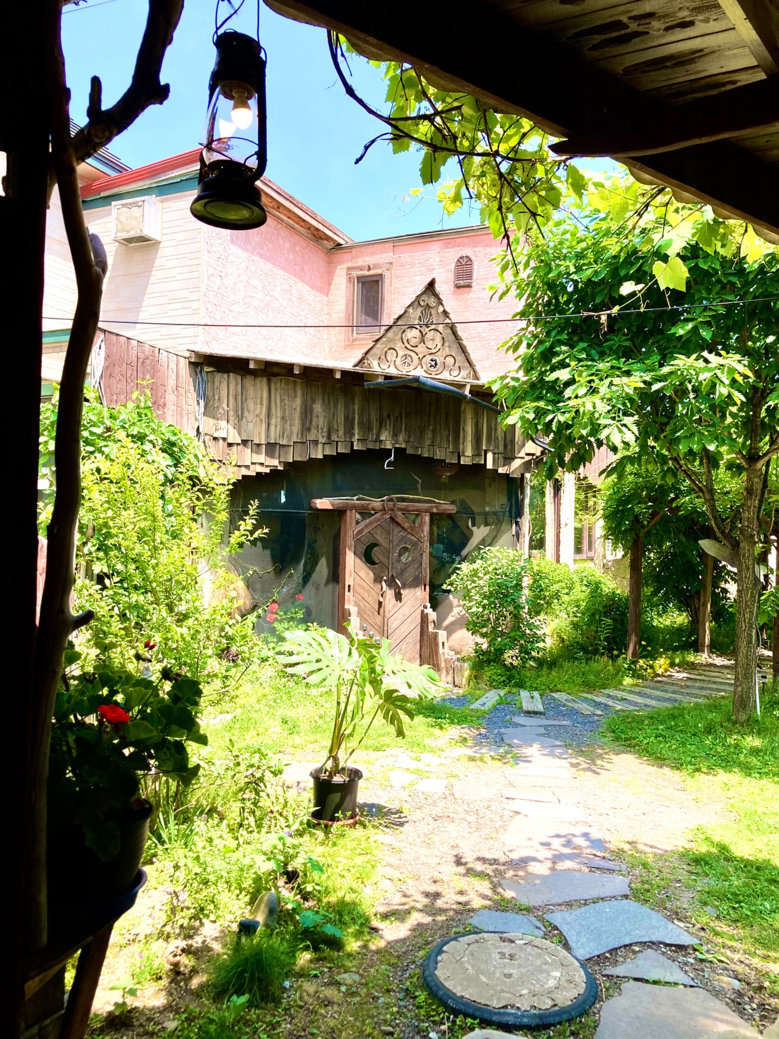 向かいがcafeスイバ