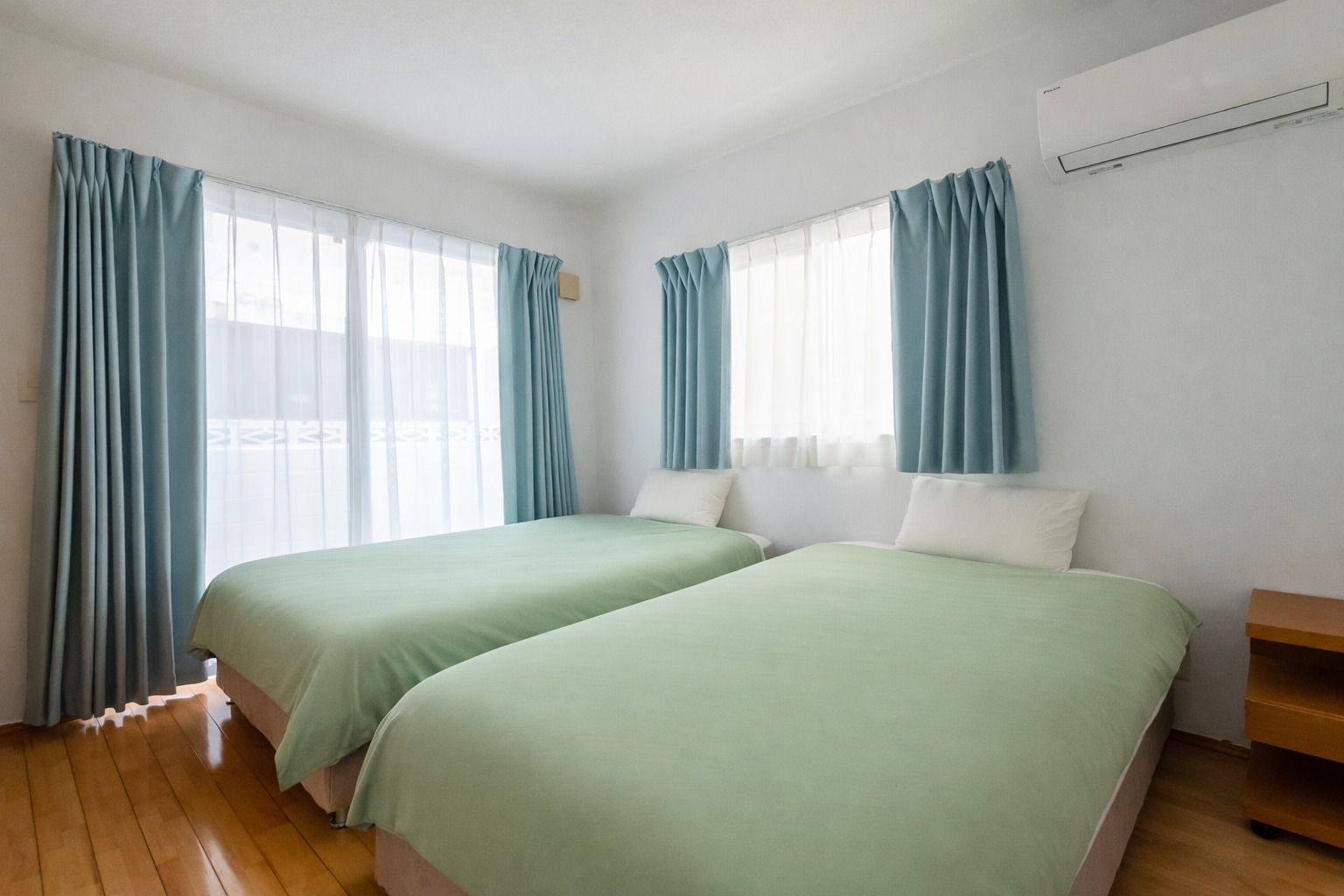 安心の貸切一軒家【屋上でサンセット眺める】駐車2台分★周辺にCAFEレストラン多数★