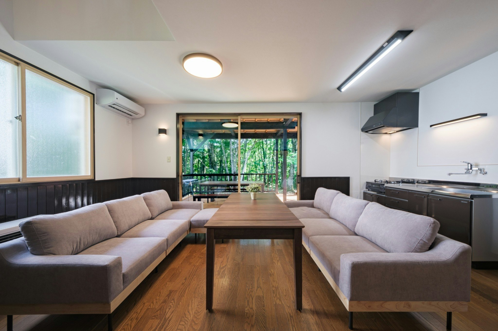 貸別荘 No.908(LDK10帖+洋7.5帖×2+洋3帖)