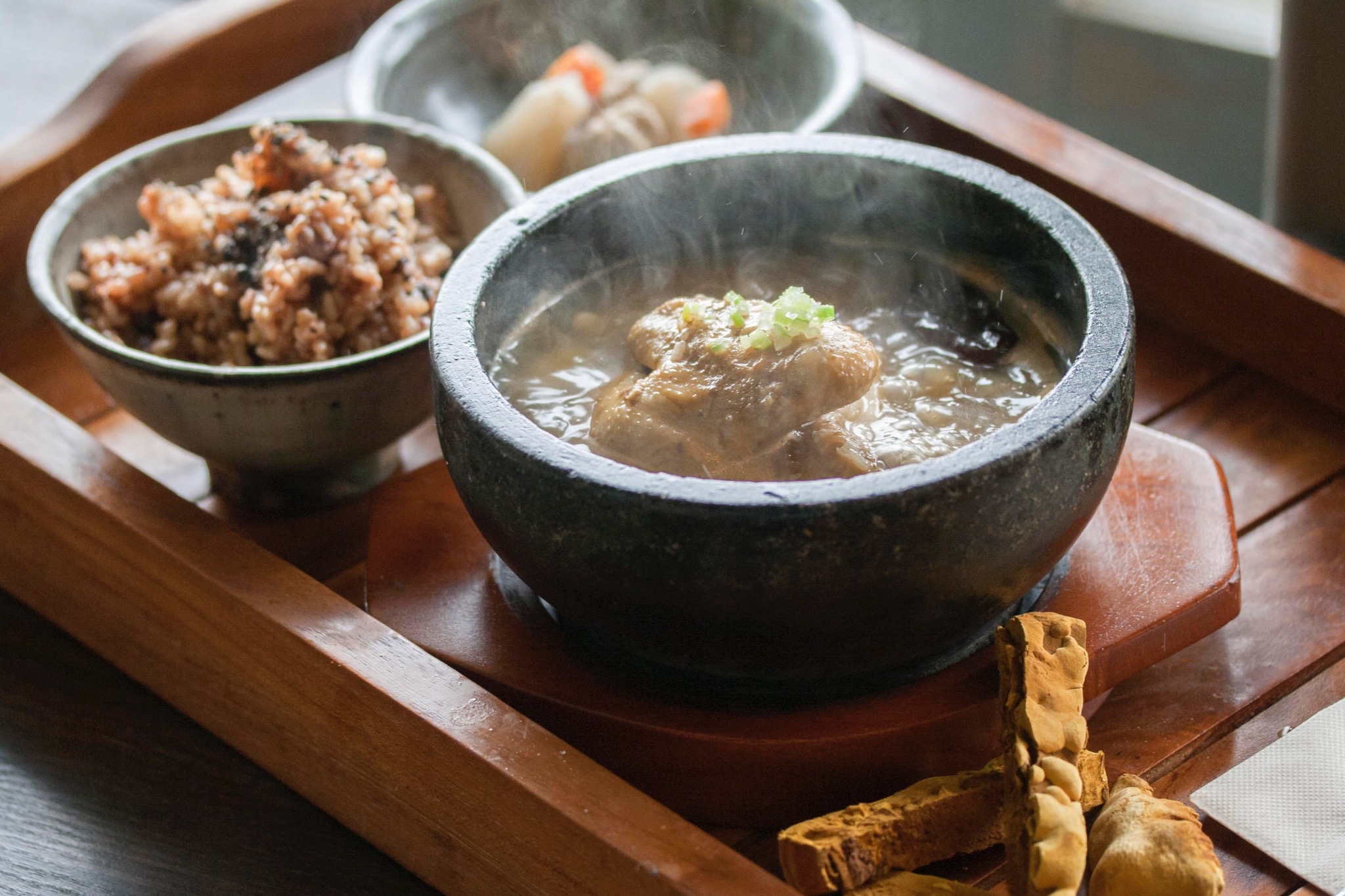 築150年の古民家ステイ「柚子の家」。一棟貸しだから、気兼ねなくノンビリ古民家体験できます。 のnull