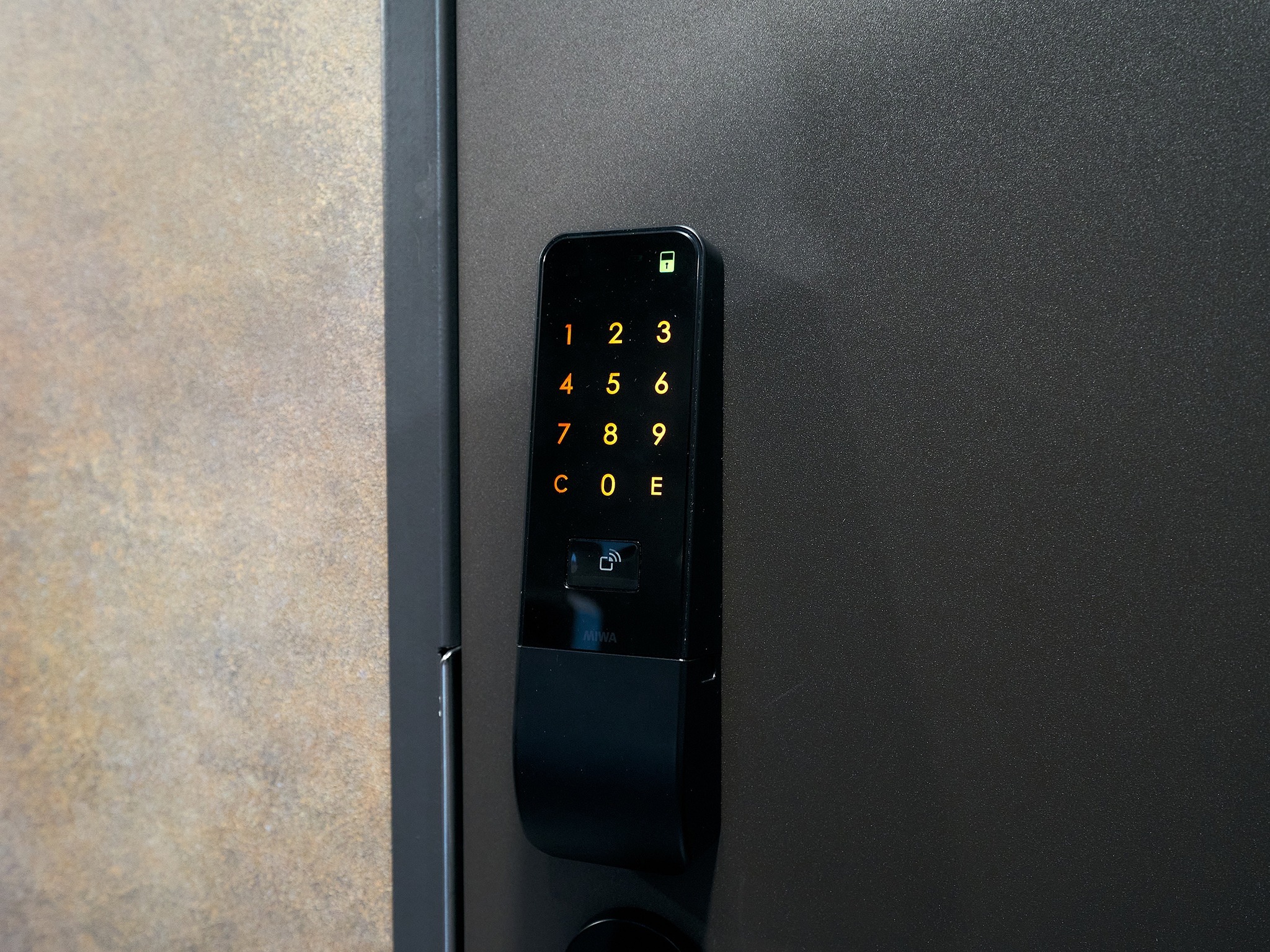 スーペリア:入室キー