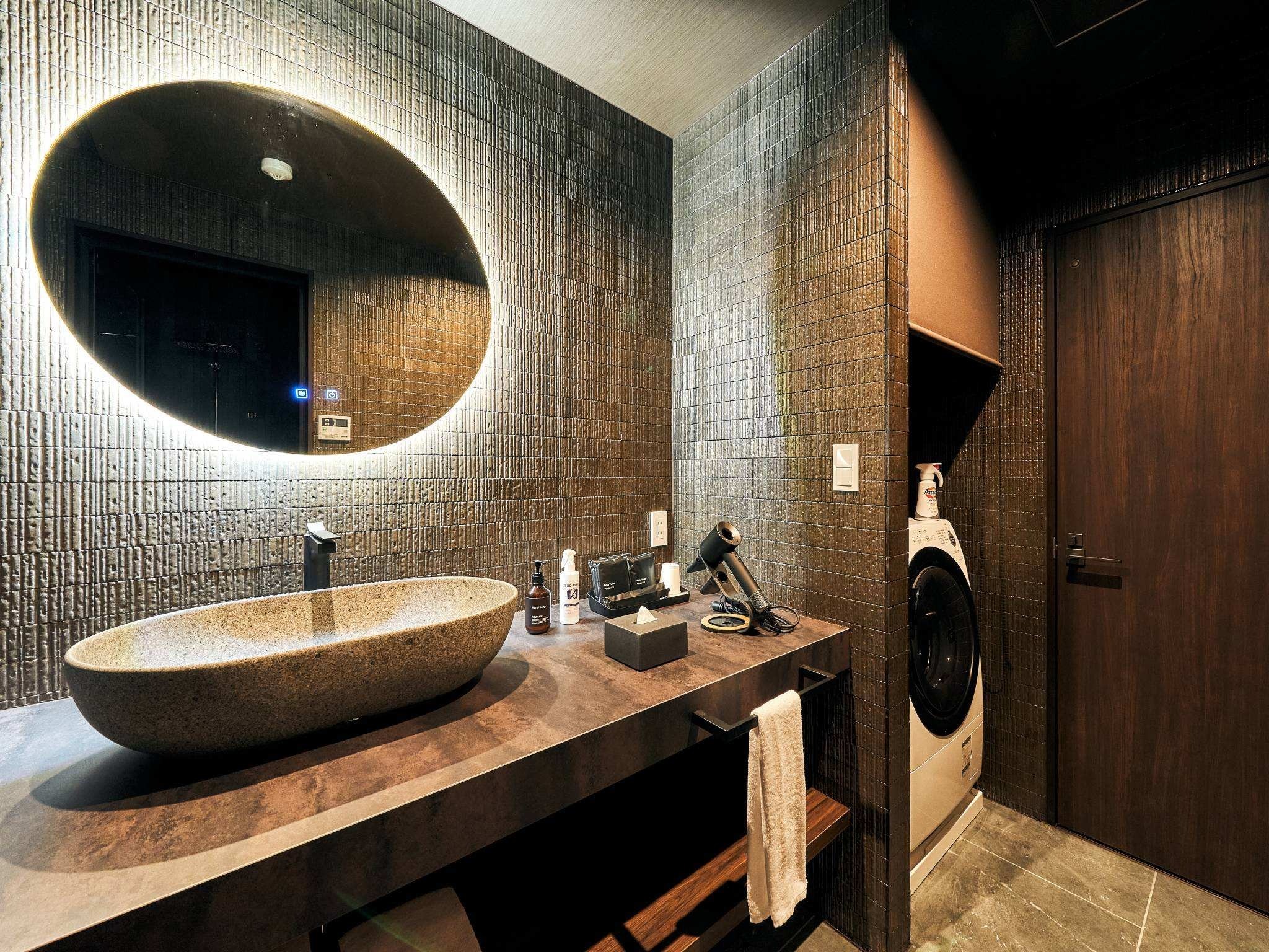 101‐103/洗面化粧台、ドラム式洗濯乾燥機