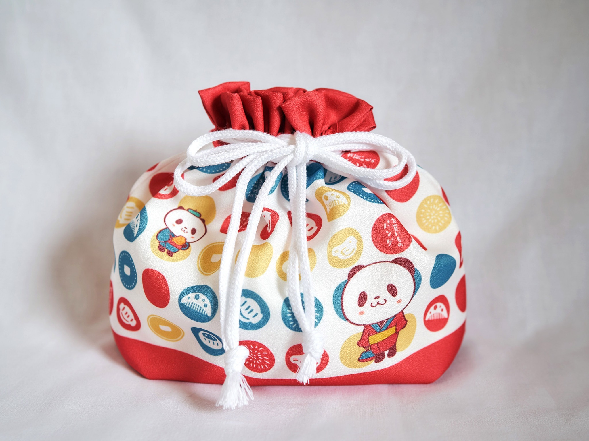 【お買いものパンダルーム】当施設限定アメニティ/巾着