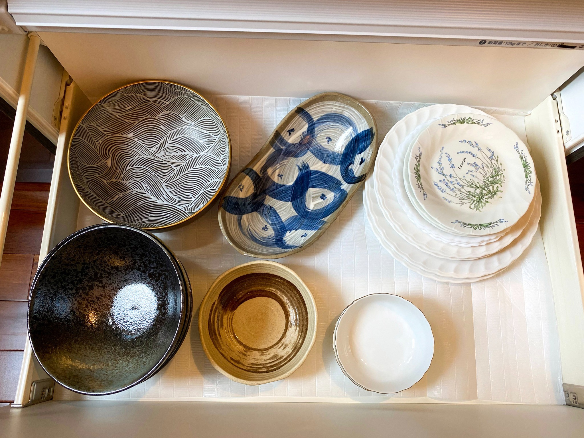 ・食卓が明るくなる食器を取り揃えております