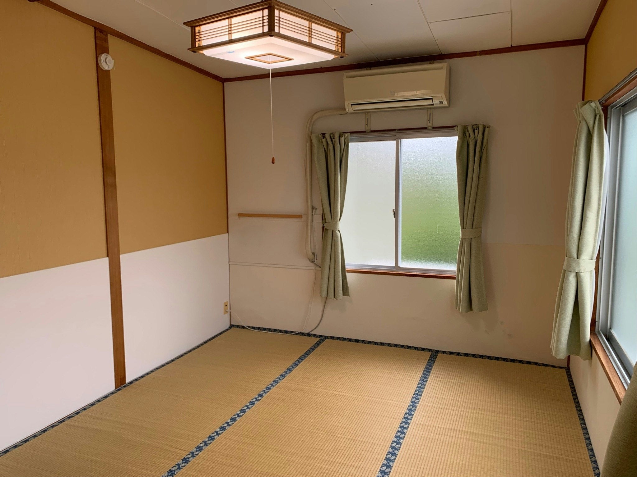 和室6畳【素泊まり】スーパー&レストランが近い好立地☆Wi-Fi完備