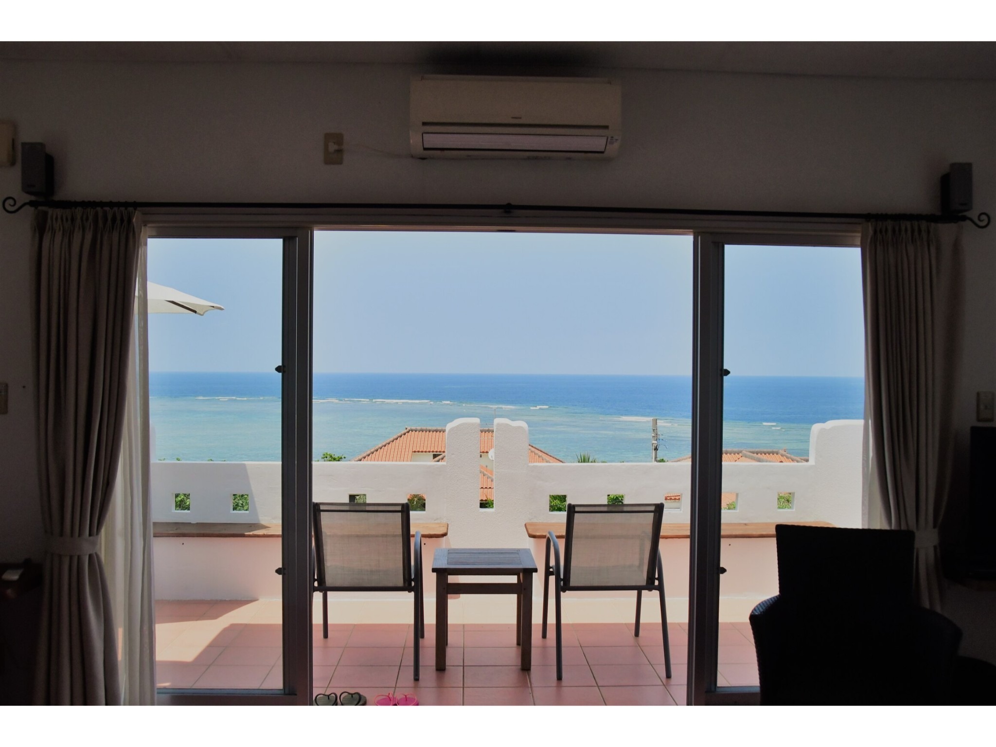 2階リビングから見たテラス