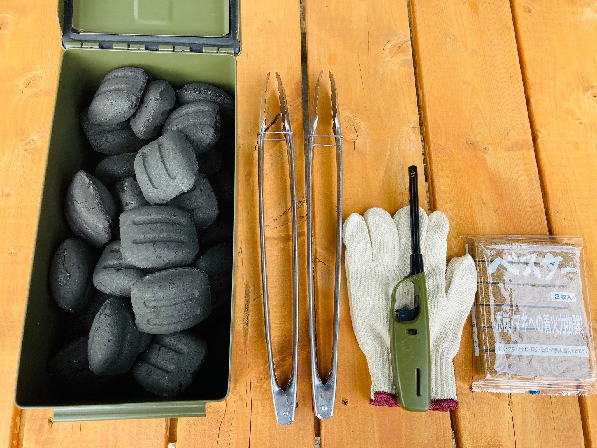 BBQセット3000円、薪2000円で現地決済出来ます。