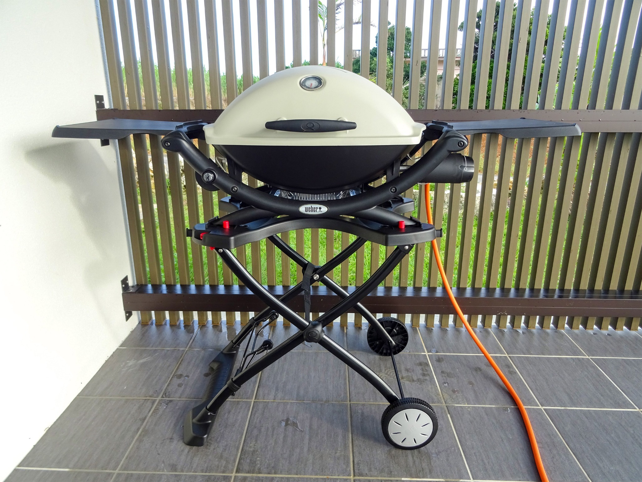 ・Villa2のテラス:ガス式バーベキューコンロを完備