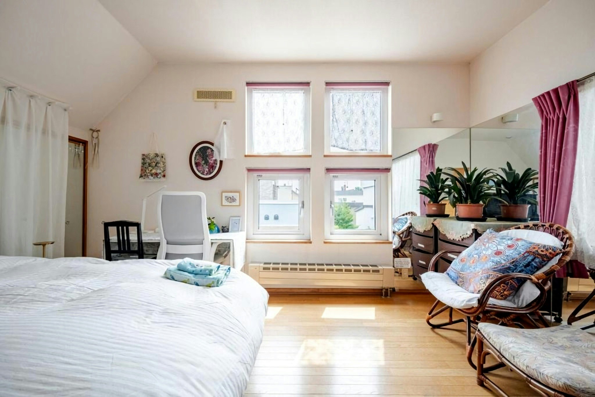 個室A-札幌駅から20分|シンプル×ワークケーション|くつろぎの館