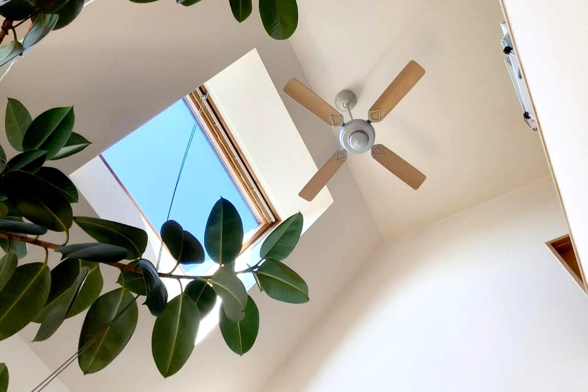 個室A-札幌駅から20分|シンプル×ワークケーション|くつろぎの館