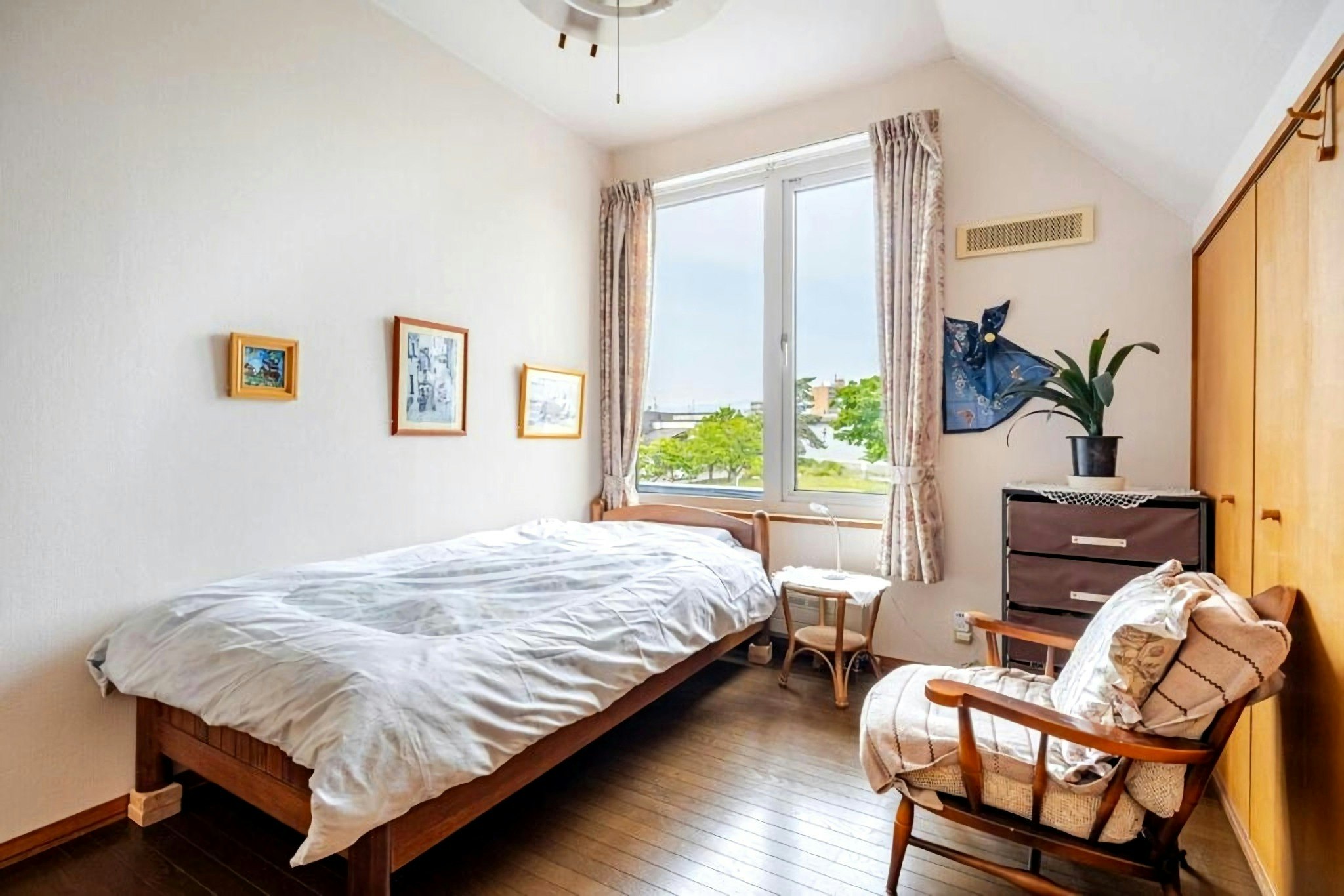 個室B-札幌駅から20分| Work Vacation |緑に囲まれたくつろぎの館