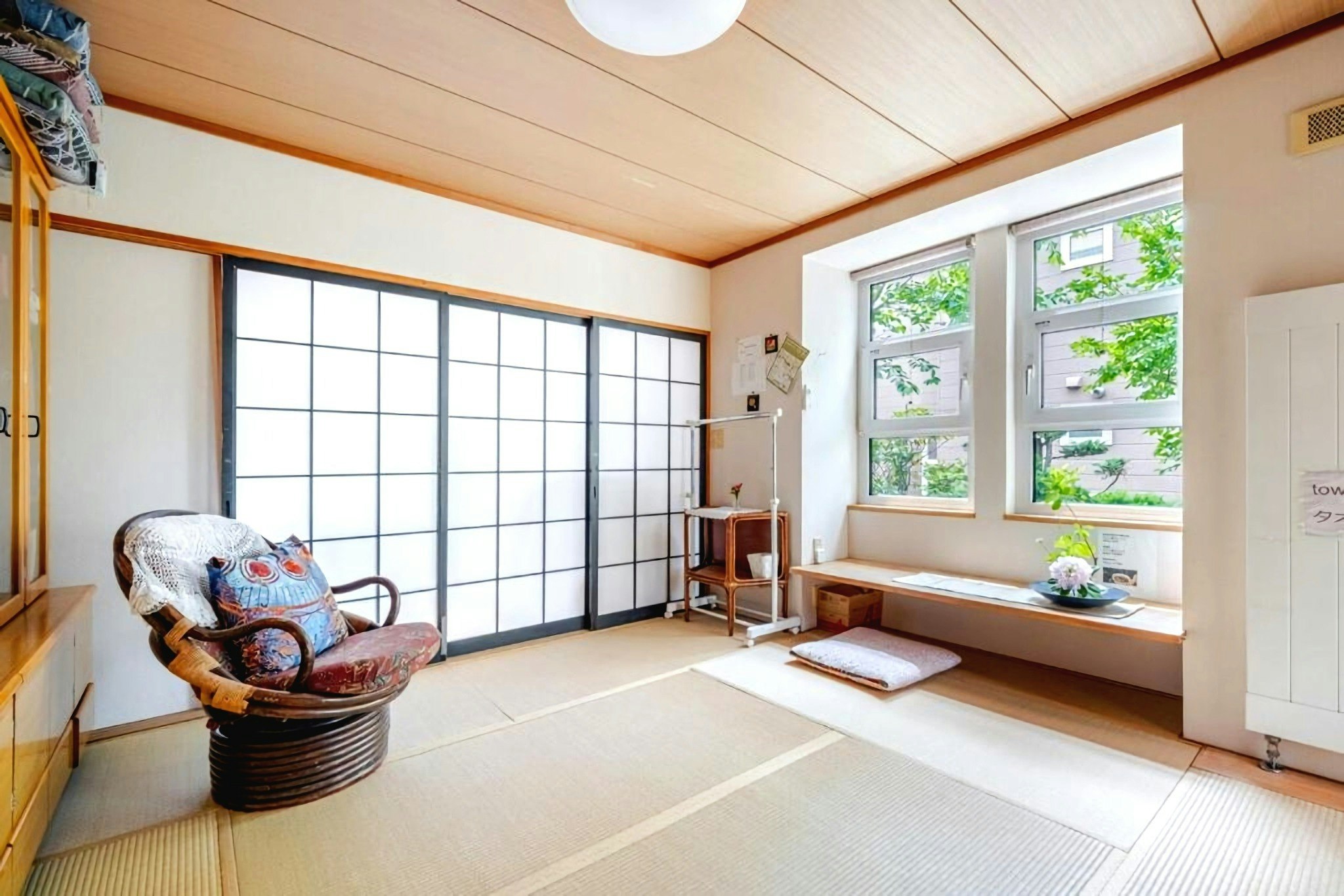 個室D- 緑のテラス・縁側・本格和室