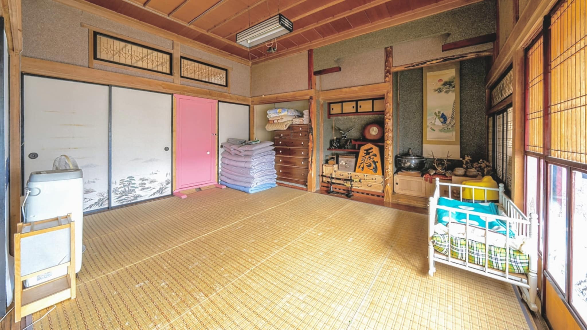 ベビーベッドもありますよ♪