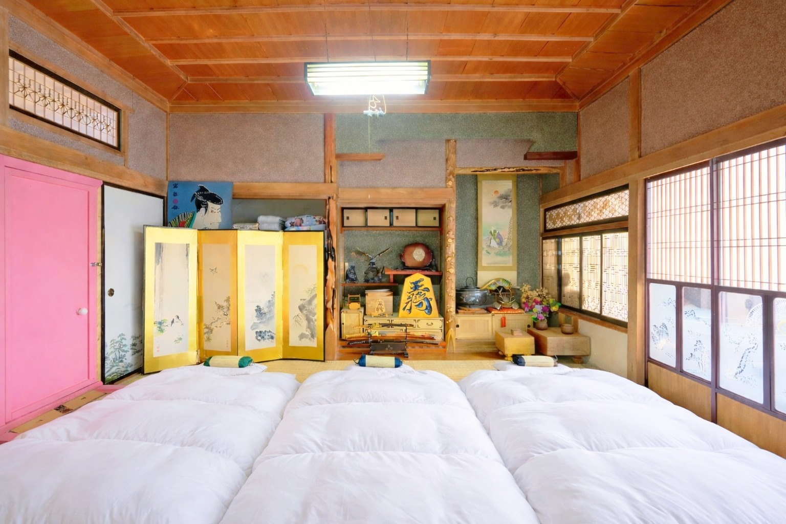 広々とした和室でお休みいただけます!