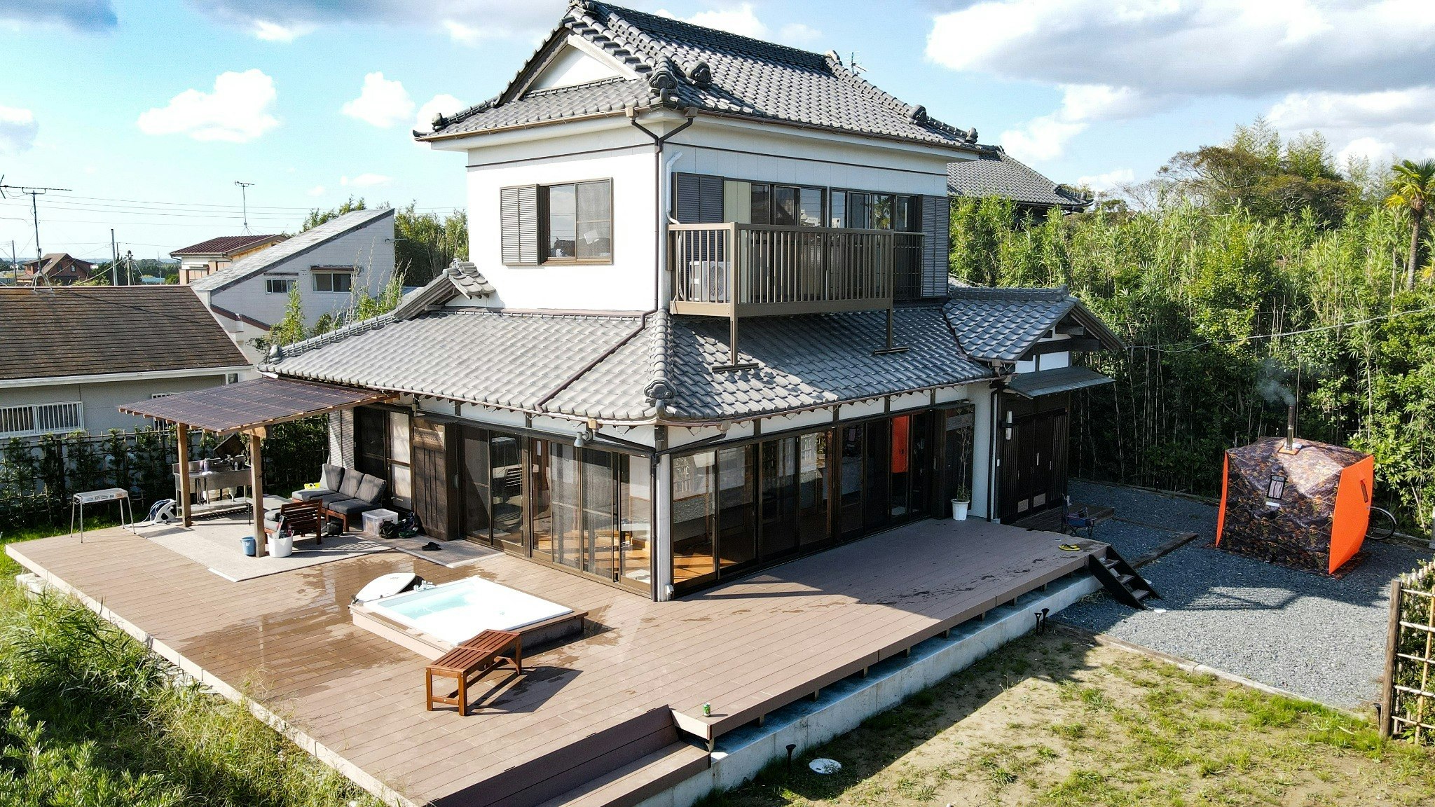 チェックアウト10:30・海岸徒歩8分・BBQ無料【サウナ・焚火・ジャグジー・1棟貸】コンビニ徒歩