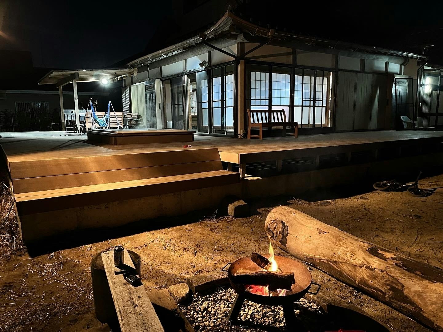 チェックアウト10:30・海岸徒歩8分・BBQ無料【サウナ・焚火・ジャグジー・1棟貸】コンビニ徒歩
