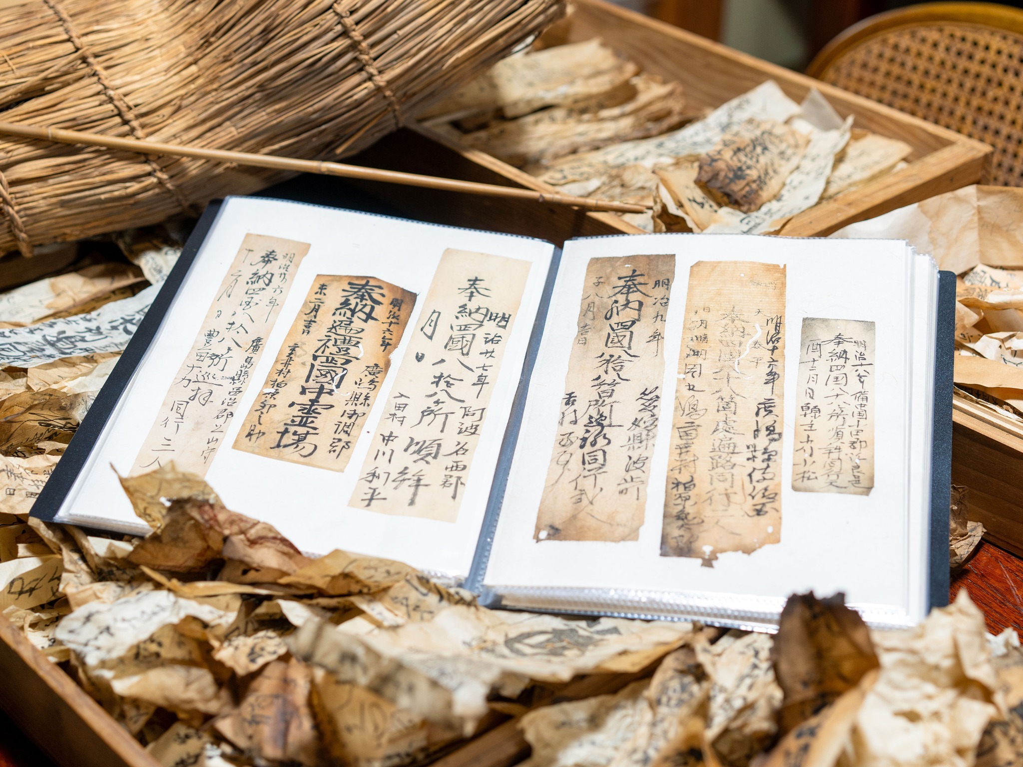 ・【館内イメージ】いにしえより続くお遍路さんの歴史を感じさせる「納札」