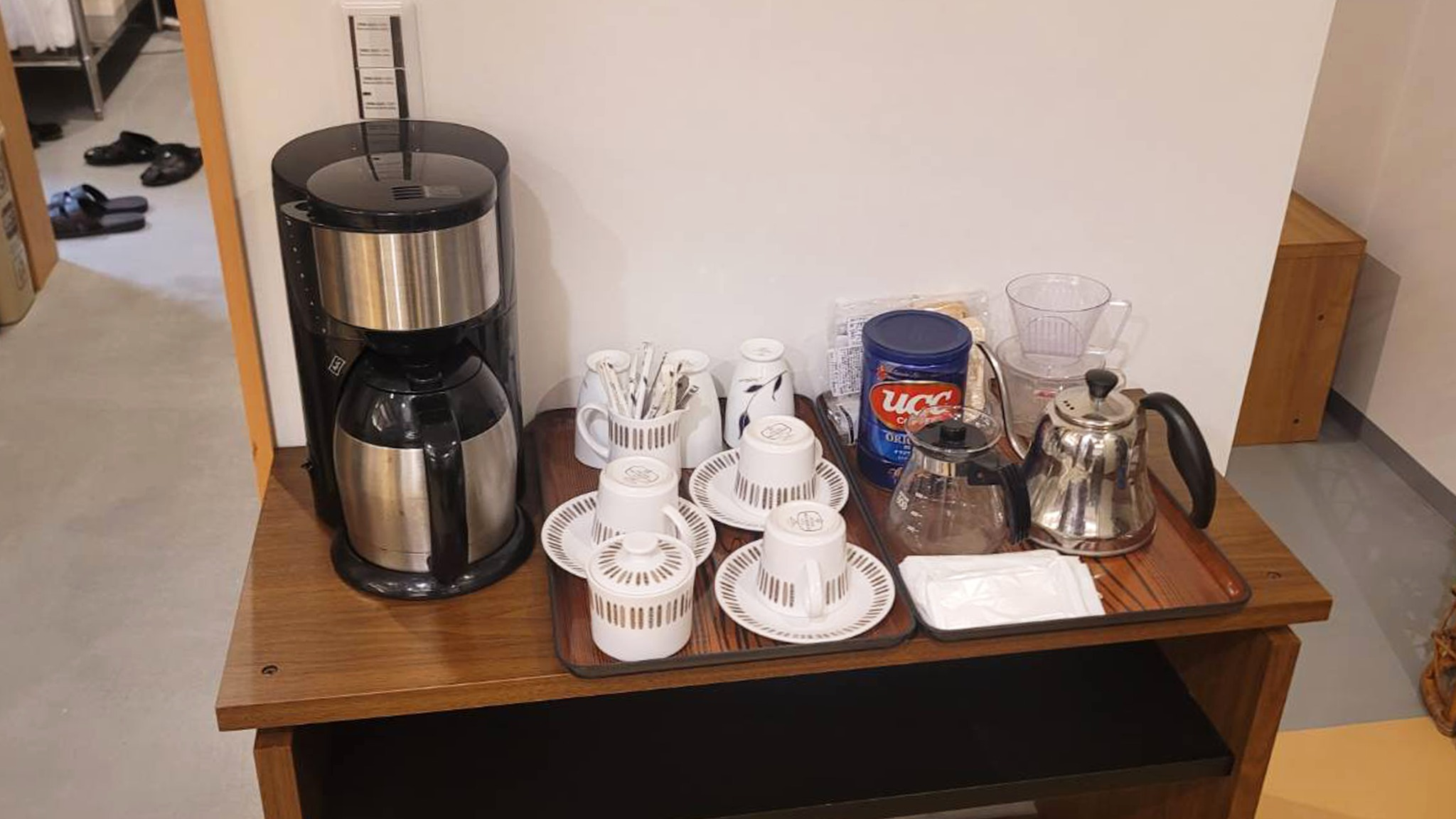 キッチコーヒー、日本茶無料 ・Free coffee and tea