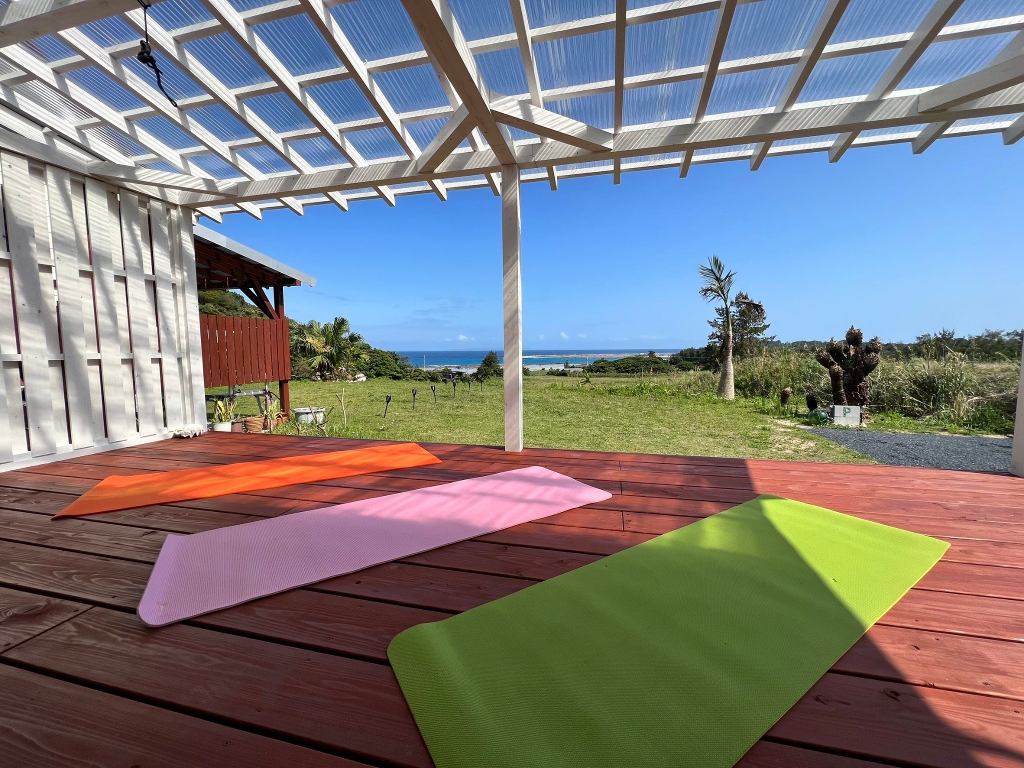 ヨガマットはご自由にお使いください