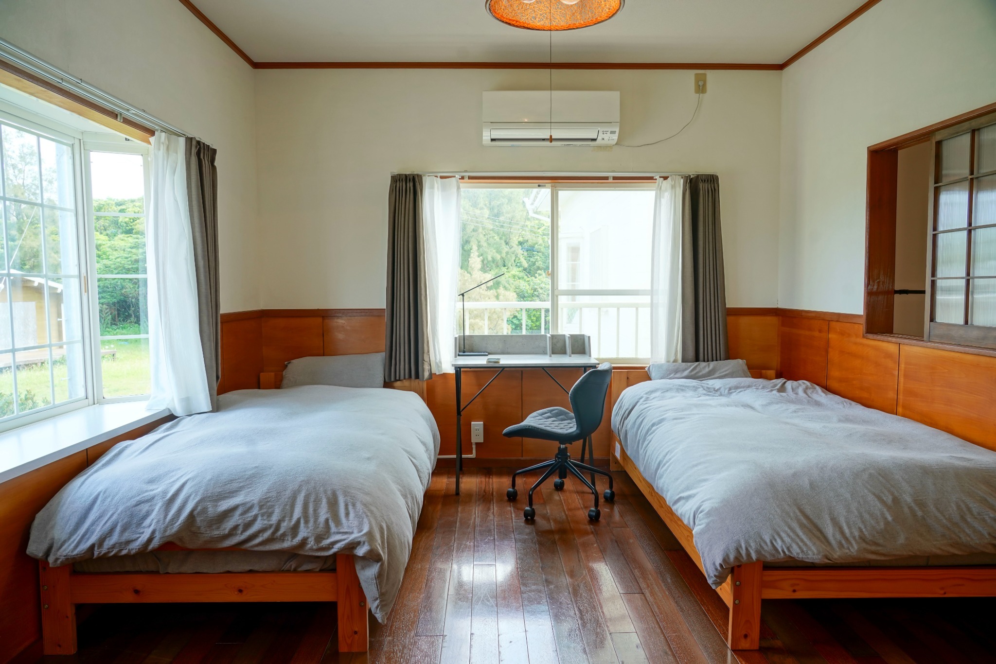 2階寝室 エクストラベッドも1台ご利用できます