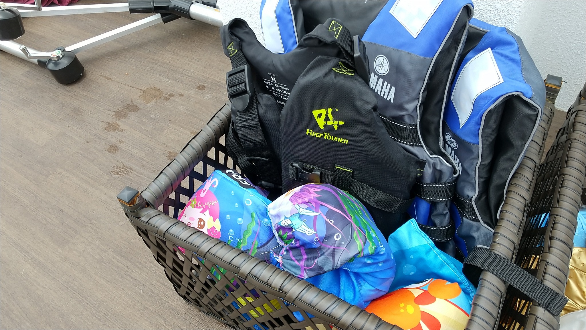 プール (※屋上照明は21時に自動消灯いたします。屋上のご利用は20時30分までとなりますので予めご了承ください。) Rooftop (* The rooftop lighting will be turned off automatically at 21:00. Please note that the rooftop will be available until 20:30.)