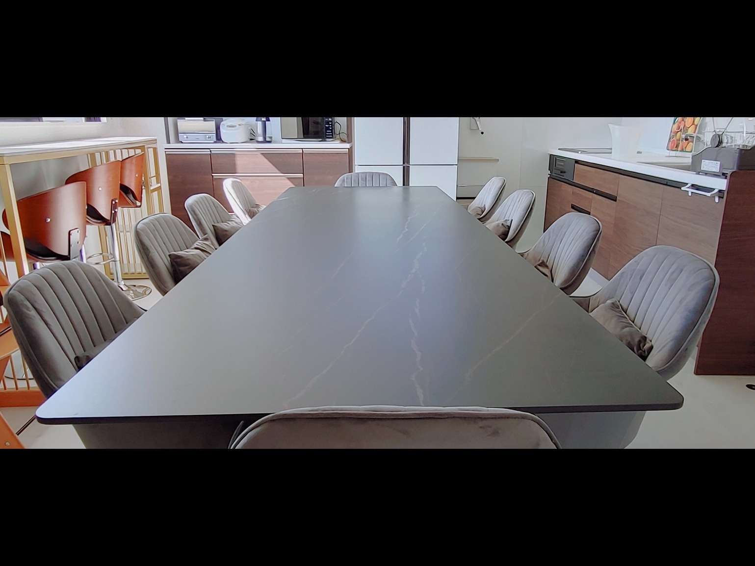 ダイニング Dining