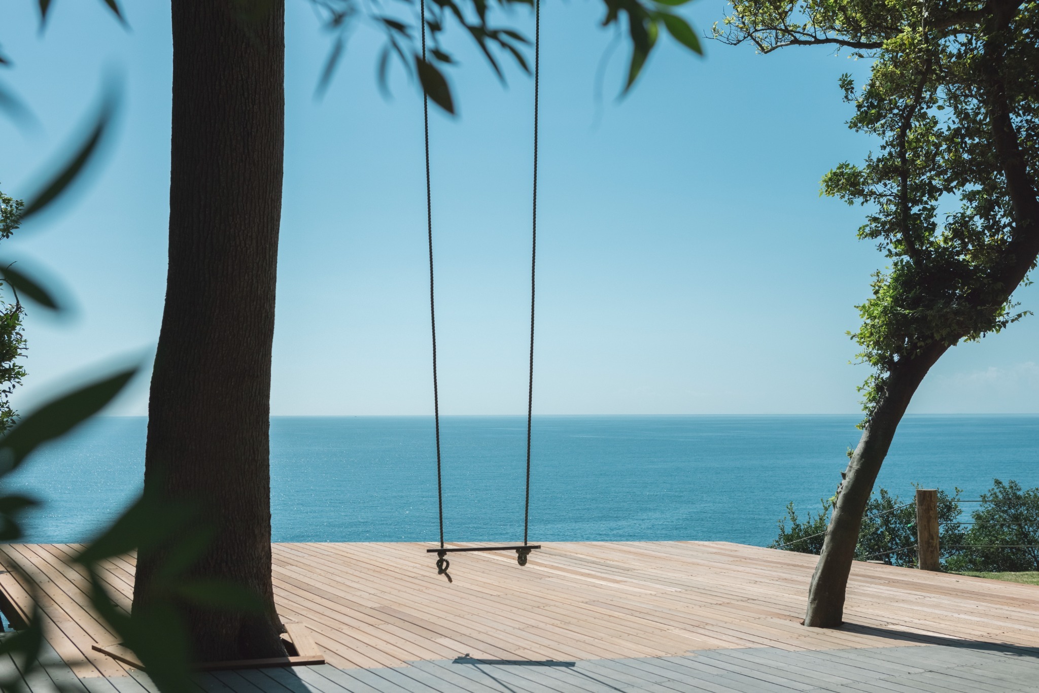 オーシャンビューウッドデッキ ブランコ